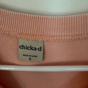 Chicka-d Peach Sweatshirt. Worn once. Official LeMoyne merch.